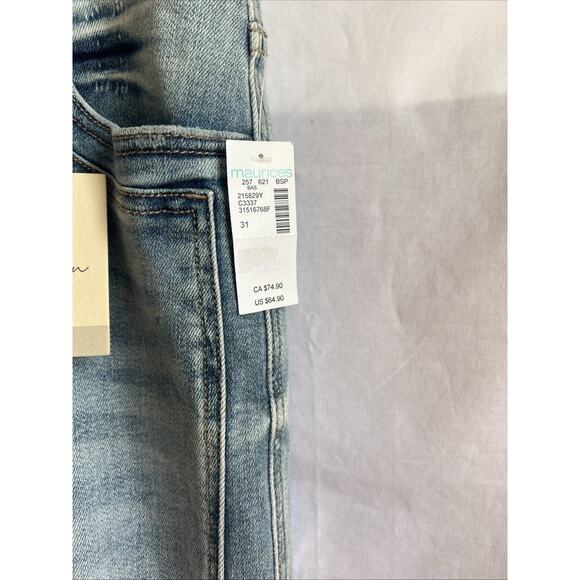Women’s Size 31x21 KanCan Capri High Rise Distressed Light Wash Jeans NWT - Picture 4 of 15